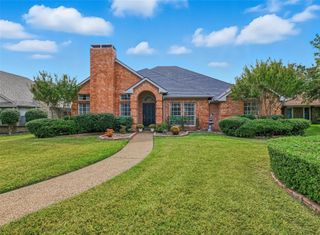 18515 Park Grove Lane, Dallas, TX 75287