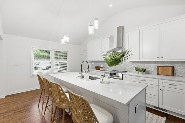 1204 Oldwanus Drive, Mount Pleasant, SC 29464