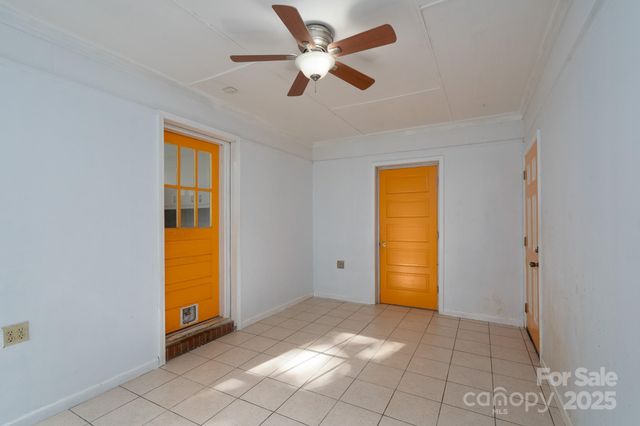 6705 Easton Place, Charlotte, NC 28212