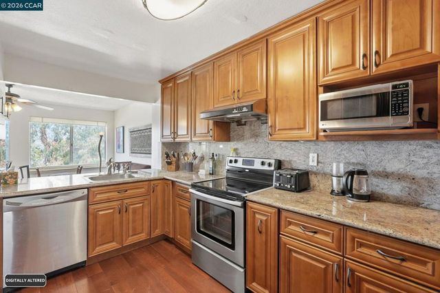 624 Primrose Ter, Pinole, CA 94564