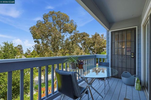 624 Primrose Ter, Pinole, CA 94564