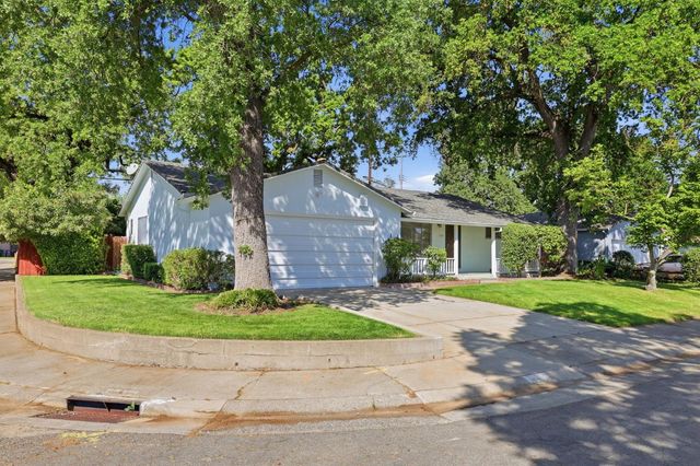 6244 43rd St, Sacramento, CA 95824