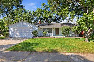 6244 43rd St, Sacramento, CA 95824