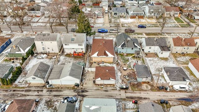 17831 Community Street, Lansing, IL 60438