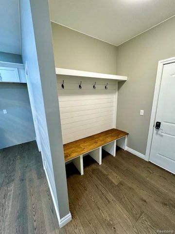 5573 Branch Street, Sterling Heights, MI 48310