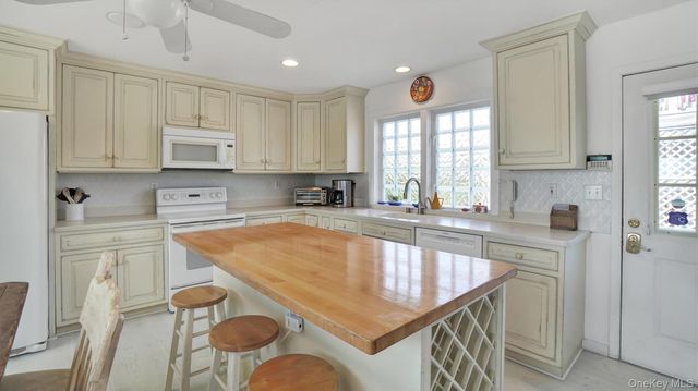 431 Dune Road, Westhampton Beach, NY 11978