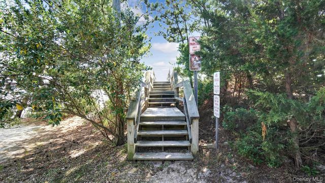 431 Dune Road, Westhampton Beach, NY 11978
