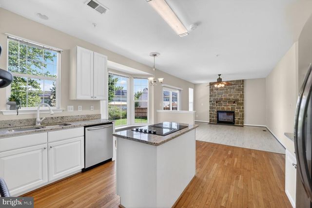 7712 BLUE POINT AVE, Beltsville, MD 20705
