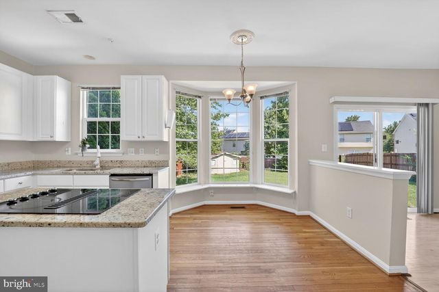 7712 BLUE POINT AVE, Beltsville, MD 20705