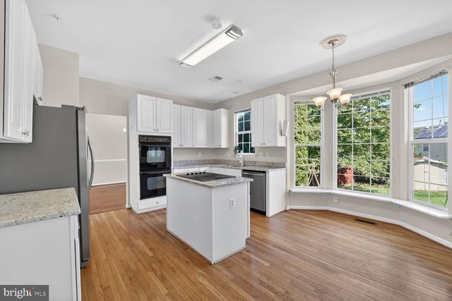 7712 BLUE POINT AVE, Beltsville, MD 20705