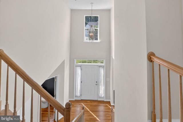 7712 BLUE POINT AVE, Beltsville, MD 20705
