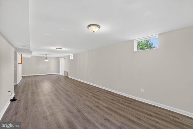 7712 BLUE POINT AVE, Beltsville, MD 20705