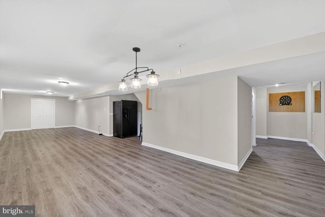 7712 BLUE POINT AVE, Beltsville, MD 20705