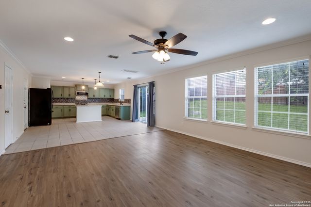 6767 Wayman, Live Oak, TX 78233