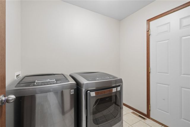 1622 Para Drive, Marion, IA 52302