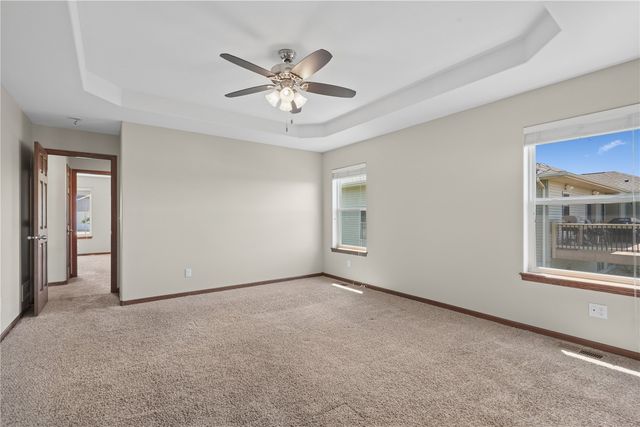 1622 Para Drive, Marion, IA 52302