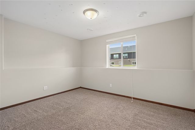 1622 Para Drive, Marion, IA 52302