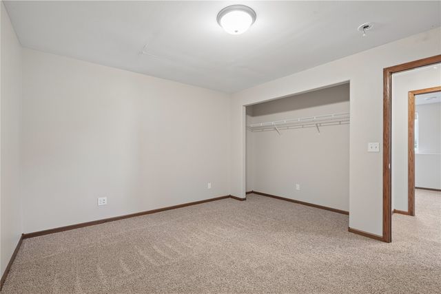 1622 Para Drive, Marion, IA 52302