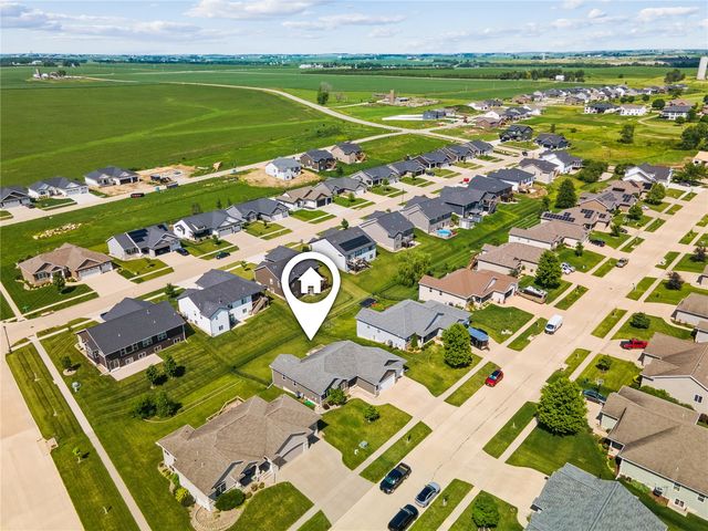 1622 Para Drive, Marion, IA 52302