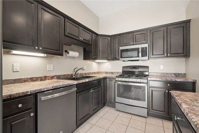 1622 Para Drive, Marion, IA 52302