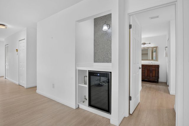 8545 Casa Del Lago 38 H, Boca Raton, FL 33433