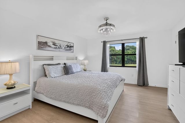 8545 Casa Del Lago 38 H, Boca Raton, FL 33433