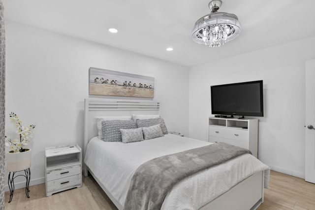 8545 Casa Del Lago 38 H, Boca Raton, FL 33433