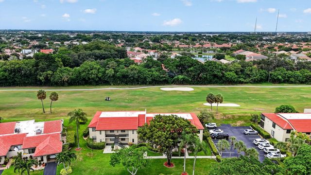 8545 Casa Del Lago 38 H, Boca Raton, FL 33433