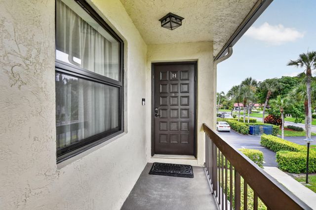 8545 Casa Del Lago 38 H, Boca Raton, FL 33433