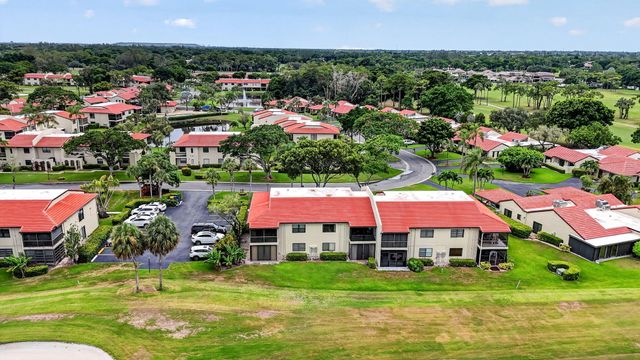 8545 Casa Del Lago 38 H, Boca Raton, FL 33433