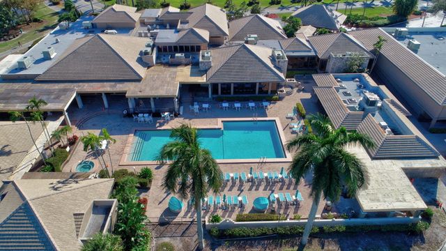 8545 Casa Del Lago 38 H, Boca Raton, FL 33433