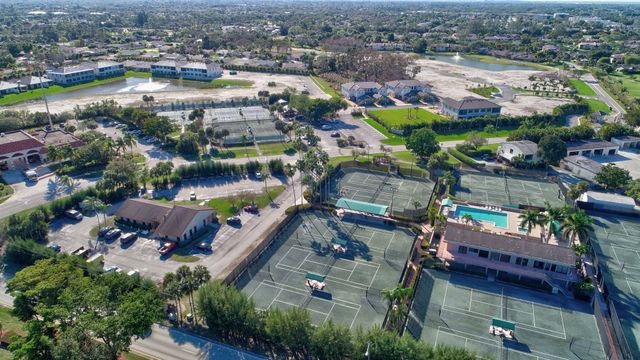 8545 Casa Del Lago 38 H, Boca Raton, FL 33433