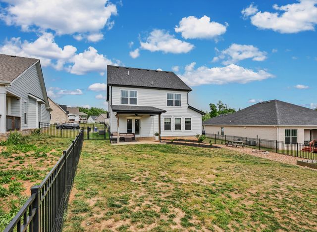904 Frog Gip Pond Ct, Clarksville, TN 37043