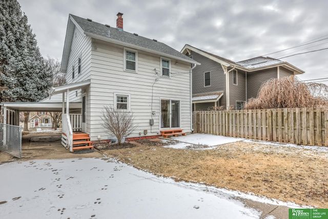 410 S 48th Avenue, Omaha, NE 68132