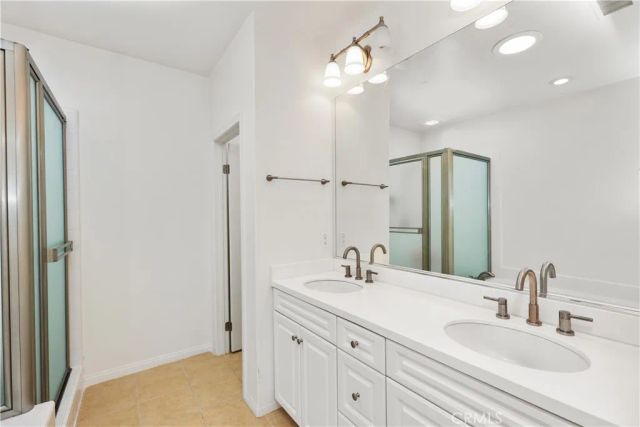 42 Talisman, Irvine, CA 92620