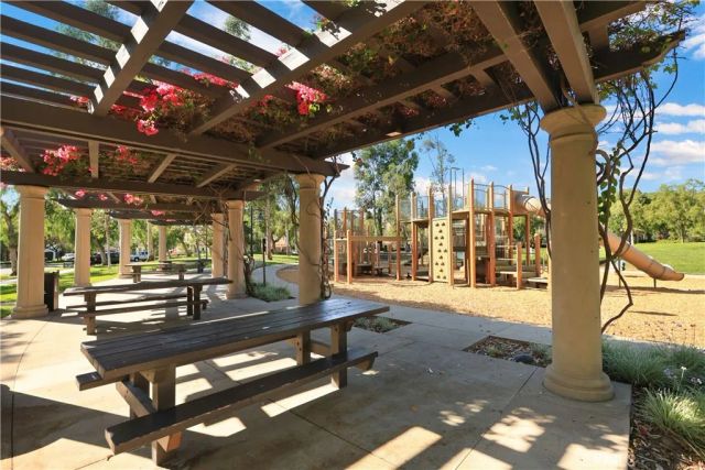 42 Talisman, Irvine, CA 92620