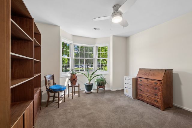 1501 Oak Avenue 102, Evanston, IL 60201