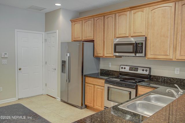 4217 CROWNWOOD Drive, Jacksonville, FL 32216