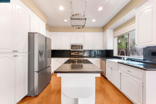 612 Julpun Loop, Clayton, CA 94517