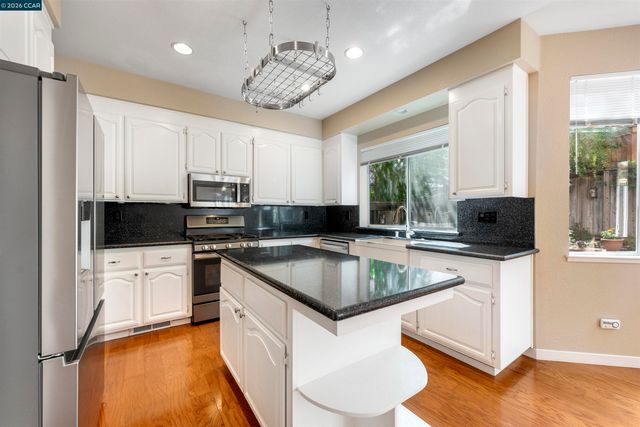 612 Julpun Loop, Clayton, CA 94517