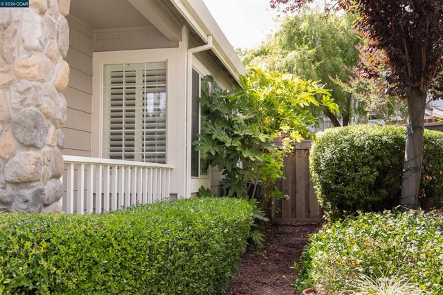612 Julpun Loop, Clayton, CA 94517
