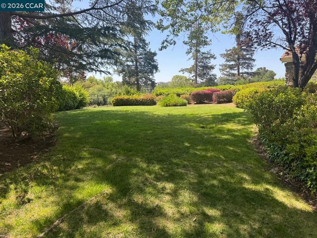 612 Julpun Loop, Clayton, CA 94517