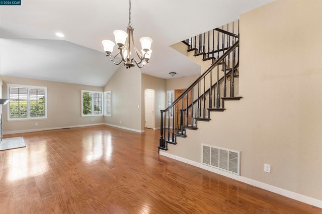 612 Julpun Loop, Clayton, CA 94517