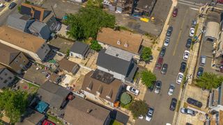 946 Emma Street, Elizabeth, NJ 07201