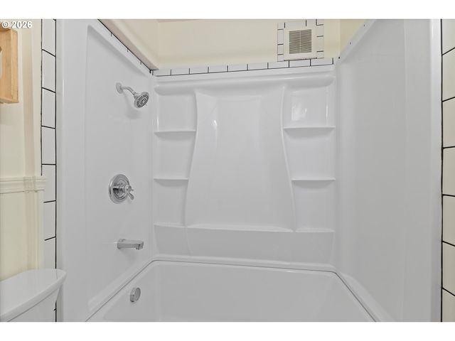 4805 Ne 110TH Ave, Portland, OR 97220