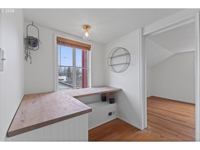 4805 Ne 110TH Ave, Portland, OR 97220