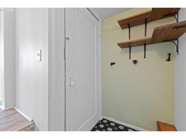 4805 Ne 110TH Ave, Portland, OR 97220