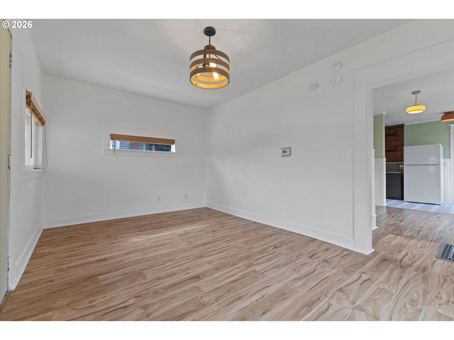 4805 Ne 110TH Ave, Portland, OR 97220