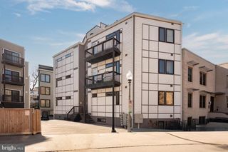 1444 OGDEN ST NW #302, Washington, DC 20010