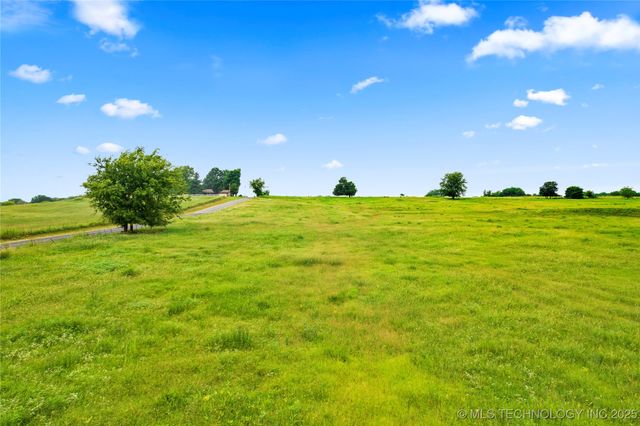 9 E 420 Road, Oologah, OK 74053